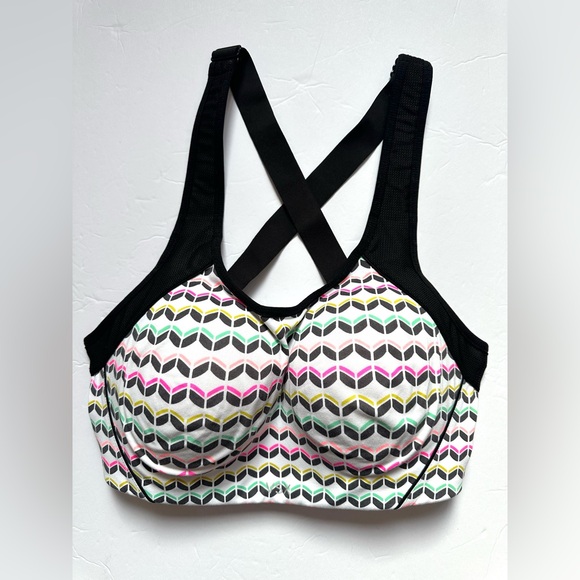 Victoria's Secret Other - Victoria Secret VSX The Standout Geometric Pattern Sports Bra Multicolor Sz 32DD
